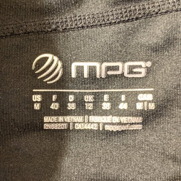 MPG Bike Gym Shorts With 3 Pockets (Black & Grey) - Picture 3 of 13